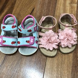Bundle of 2 sandals  size 5